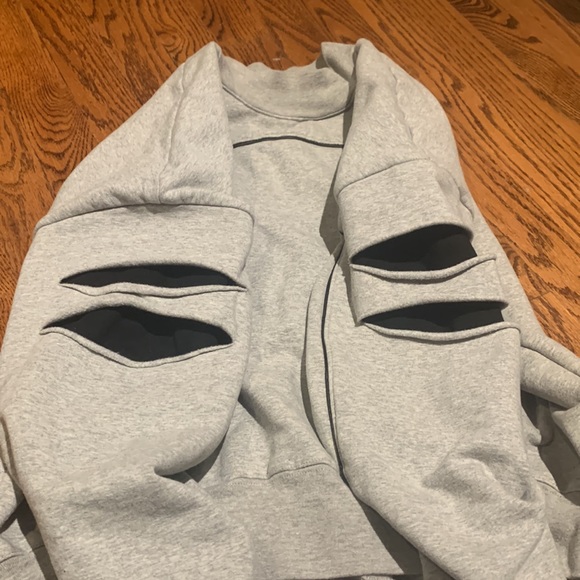 Shop Thursdays Grey crewneck sweatshirt - Picture 3 of 7